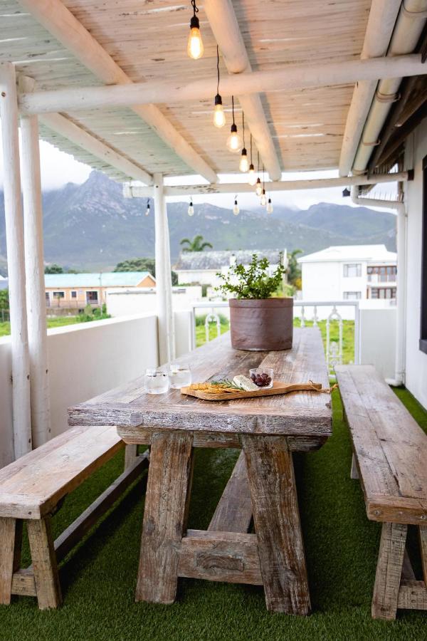 Villa Le Roc Kleinmond Accommodation Exteriér fotografie